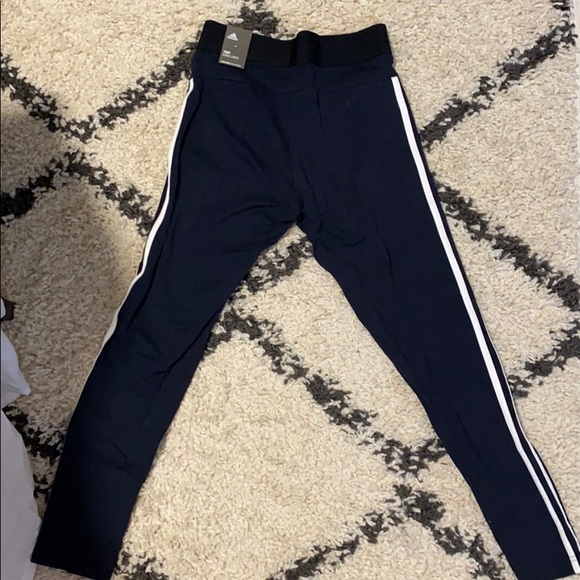 Adidas essential tight leggings, NWT - Picture 4 of 5